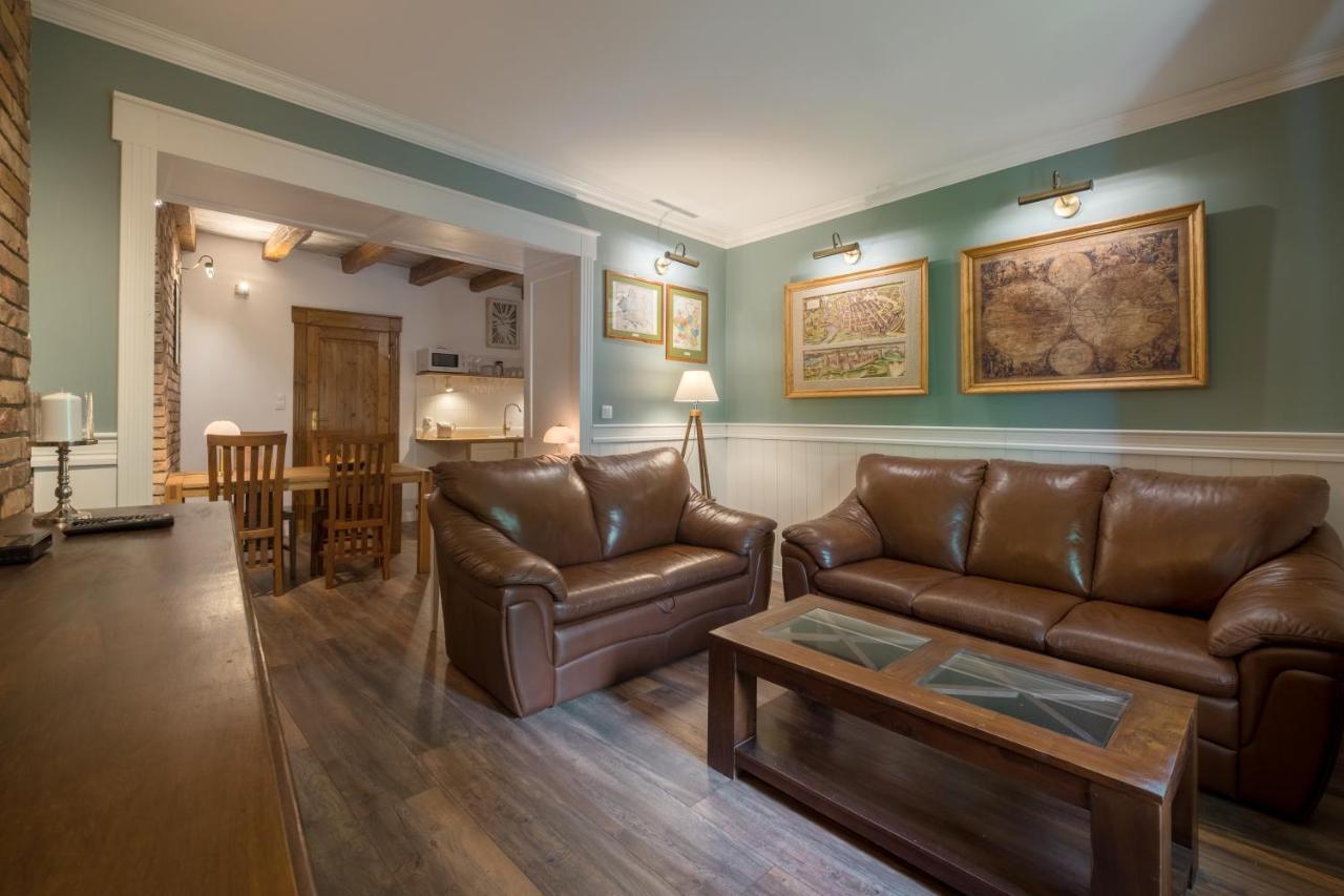 Old House Apartments بوزنان المظهر الخارجي الصورة