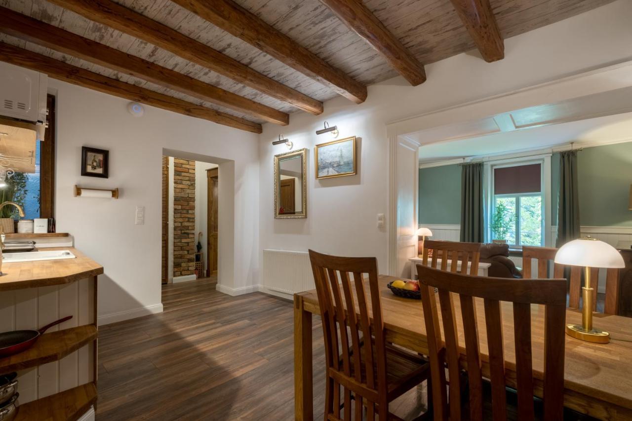 Old House Apartments بوزنان المظهر الخارجي الصورة