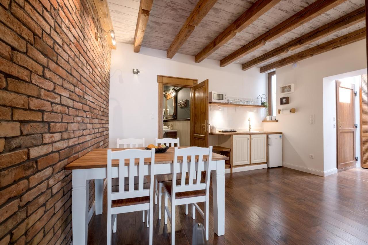 Old House Apartments بوزنان المظهر الخارجي الصورة