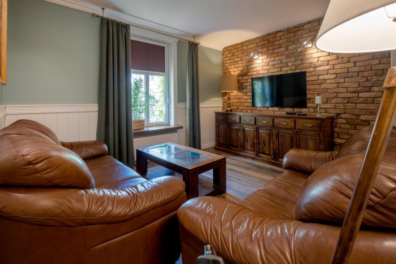 Old House Apartments بوزنان المظهر الخارجي الصورة