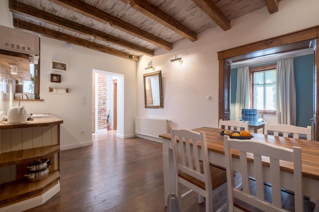 Old House Apartments بوزنان المظهر الخارجي الصورة